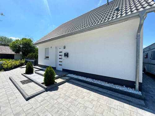 Vorderansicht - 4 Zimmer Einfamilienhaus in Pfeffenhausen / Oberlauterbach