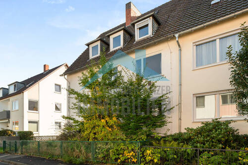 Außenansicht - 9 Zimmer Mehrfamilienhaus, Wohnhaus zum Kaufen in Kassel