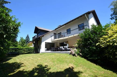 Außenansicht 1 - 8 Zimmer Einfamilienhaus zum Kaufen in Kronberg im Taunus