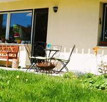 ****Tolle gepflegte 4-Zimmer-EG-Wohnung mit großem Garten * 2 Terrassen & vielseitigem Keller in zentraler * ruhiger Lage in Isny! - Isny im Allgäu