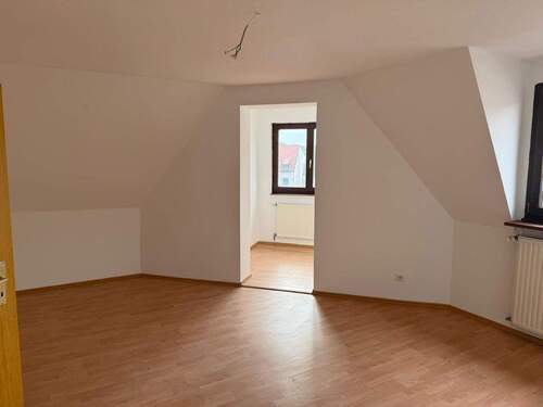 Bild 1 - Große 2-Zimmer-Wohnung (ca. 80 m²) in zentraler Lage Bochum - ab sofort frei