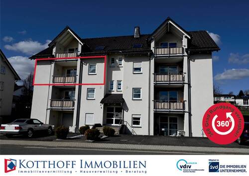 Hausansicht - Erstbezug nach Renovierung - 3 Zimmer mit Stellplatz und Balkon in ruhiger Wohnlage