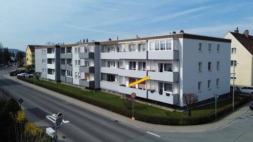 Ideal als Kapitalanlage oder Eigenbezug - 3 Zimmer Etagenwohnung in Neumarkt