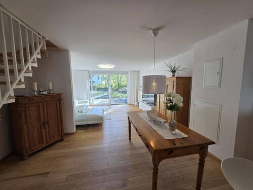 Blick vom Eingang aus - Reihenhaus - 569.000,00 EUR Kaufpreis, ca.  140,80 m² Wohnfläche