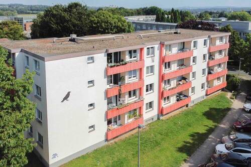 Hausansicht - Gepflegte 3 Zimmer Erdgeschoss Wohnung in Bielefeld-Baumheide