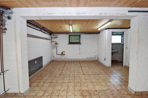Garage - 