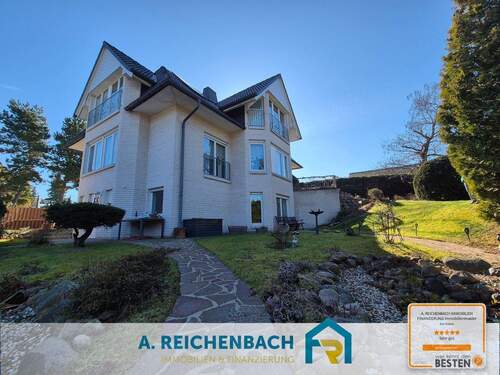 Außenansicht - Exklusives Einfamilienhaus mit Kamin, Sauna, Einliegerwohnung & Photovoltaik – Ihr Rückzugsort im Grünen!