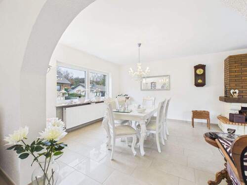 Wohnen und Essen offen miteinander verbunden - 