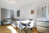 Wohnzimmer Sendling REMAX PSc-12210E0J0415_6_7_8 - 