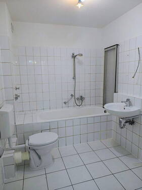 Bild 4 - Etagenwohnung mit 88,00 m&sup2; in Karlsruhe zur Miete