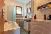 Tageslichtbad EG - 