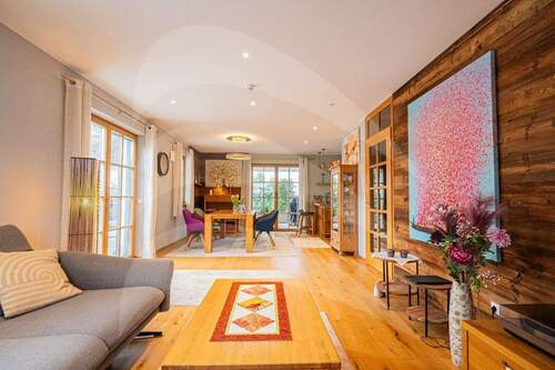 Wohnen / Essen - Einfamilienhaus zum Wohlfühlen in Wörth an der Isar