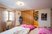 Schlafzimmer mit Ankleide - 