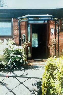 Eingang - 3 Zimmer Bungalow in Reinbek