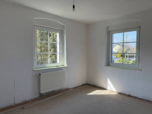 4 - Einfamilienhaus mit 230,00 m² in Schwepnitz zum Kaufen
