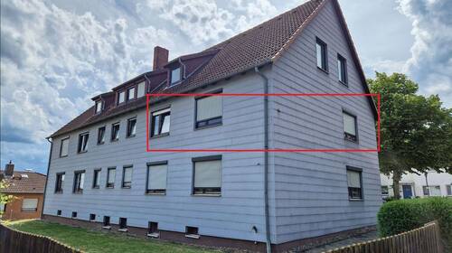 Ansicht_hinten_Wohnung_markiert - 3 Zimmer Etagenwohnung zum Kaufen in Schöningen