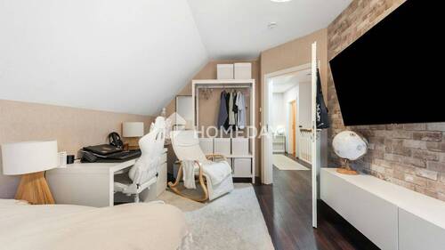 1. OG Schlafzimmer 2 2 - 