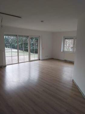 Wohnzimmer - 3 Zimmer Etagenwohnung zum Kaufen in Paderborn