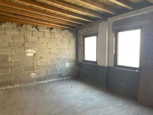 Bild 3 - Halle in Duisburg