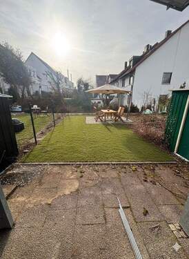 Terrasse mit Garten - 