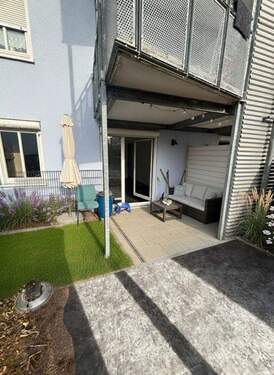 Terrasse mit Garten - 