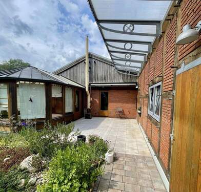 Südterasse teilüberdacht - 