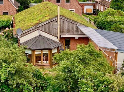 von Süden im Sommer - 4 Zimmer Einfamilienhaus zum Kaufen in Krempe