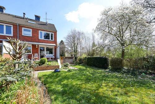Außergewöhnlich großer Garten - 