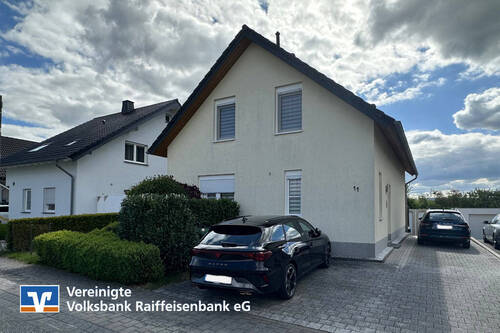Bild1 - Gepflegtes Einfamilienhaus mit schönem Ausblick!