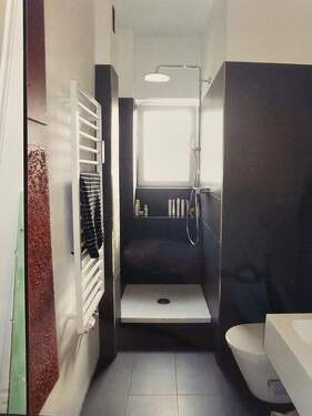 Bild 1 - Klassische Altbauwohnung in ruhiger, zentraler Lage von Hamburg-Wandsbek