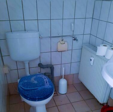 Personal-WC.jpg - 