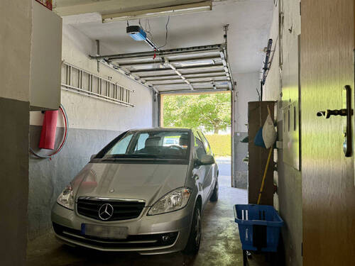Garage im Erdgeschoss - 