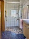 mit bodentiefer Dusche - 