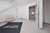 ...Ankleide - 