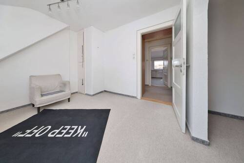 ...Ankleide - 