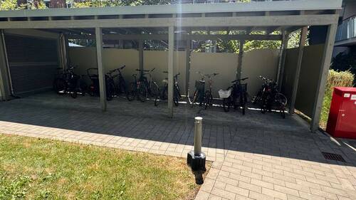 Fahrrad Carport.jpg - Büro in Nürnberg zum Kaufen