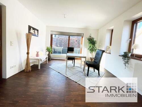 Wohnzimmer 2.jpg - Mehrfamilienhaus, Wohnhaus mit 145,00 m² in Weikersheim zum Kaufen