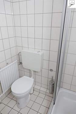 Badezimmer I Bild II - 