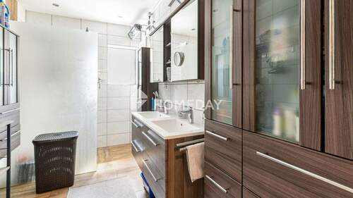 1. OG Badezimmer 1 - 