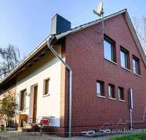 Warsingsfehn: Großzügiges Einfamilienhaus auf TOP-Grundstück in zentraler Lage - Moormerland
