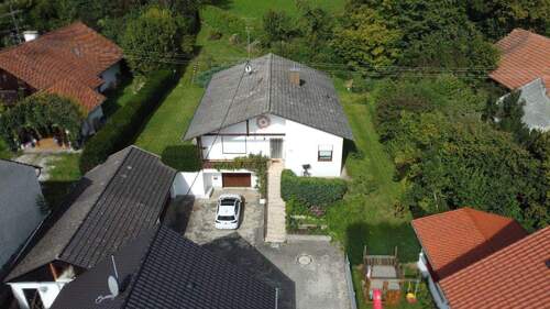 Ansicht Ost - Einfamilienhaus mit 144,00 m² in Fahrenzhausen zum Kaufen