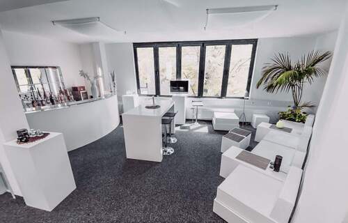 Loungebereich - Helle möblierte Büroräume mit Garten nahe Werksviertel - 2-6 Arbeitsplätze 247