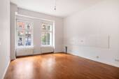 Wohnzimmer - 3 Zimmer Etagenwohnung zum Kaufen in Berlin