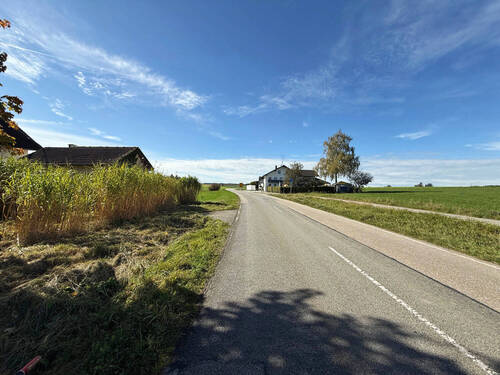 Einfahrt_Straße - 