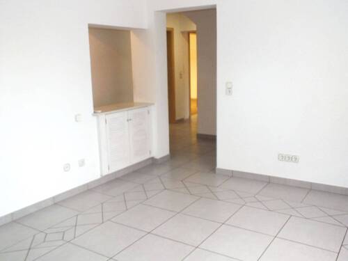 UG Wohnen zum Flur - 