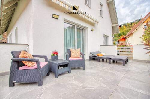 oder auf der Terrasse chillen - 