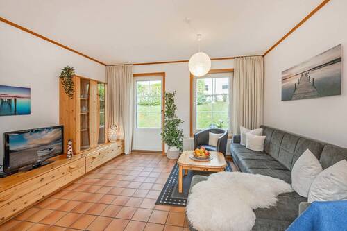 ... mit Flatcreen-TV und Zugang zur Terrasse - 3 Zimmer Reihenmittelhaus in Bansin