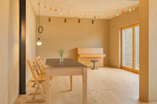 Erdgeschosswohnung - Wohnzimmer - 