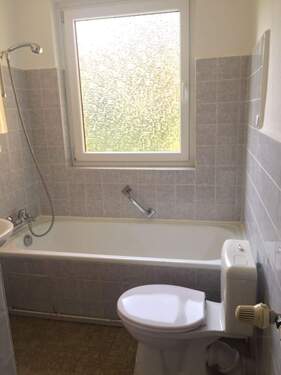 Bad.JPG - 1 Zimmer Etagenwohnung in Langelsheim