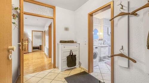 Eingang - 3 Zimmer Etagenwohnung zum Kaufen in Burgdorf